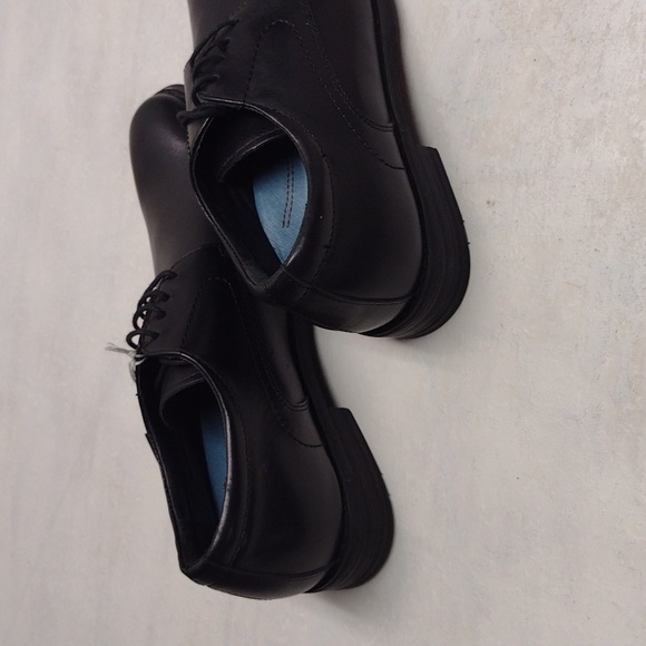 Vionic shoes men formal style  size 7 black color - Picture 6 of 16